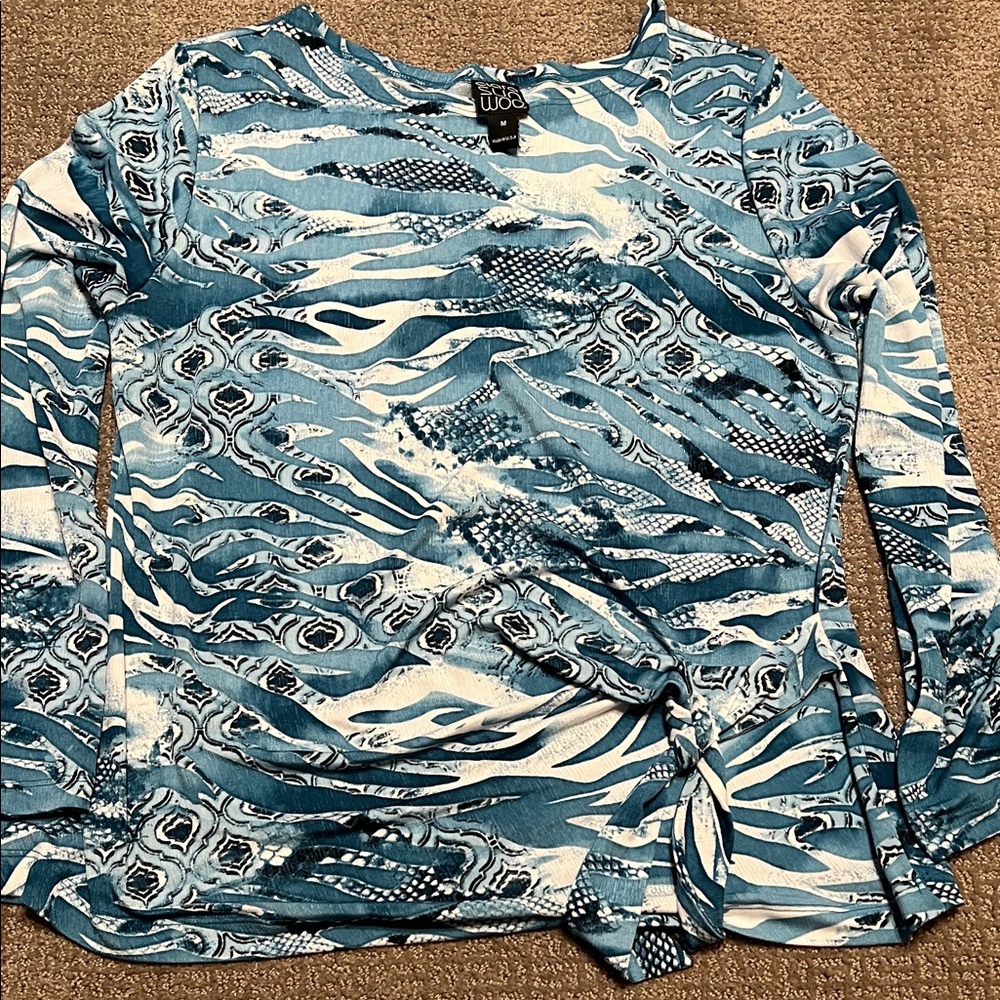 Clara Sun Woo Blue and White Patterned Long Sleeve Top
